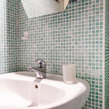 아파트 Casa Joy - With Terrace 폴리나노 아마레