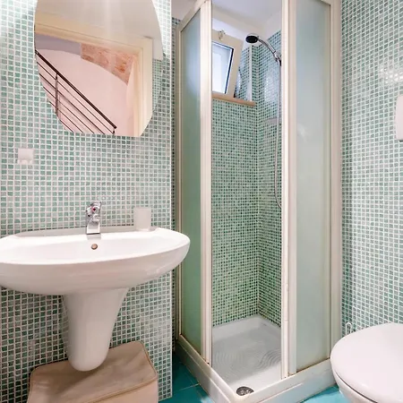 Casa Joy - With Terrace * Полиньяно-а-Маре