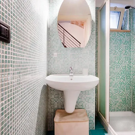 아파트 Casa Joy - With Terrace 폴리나노 아마레